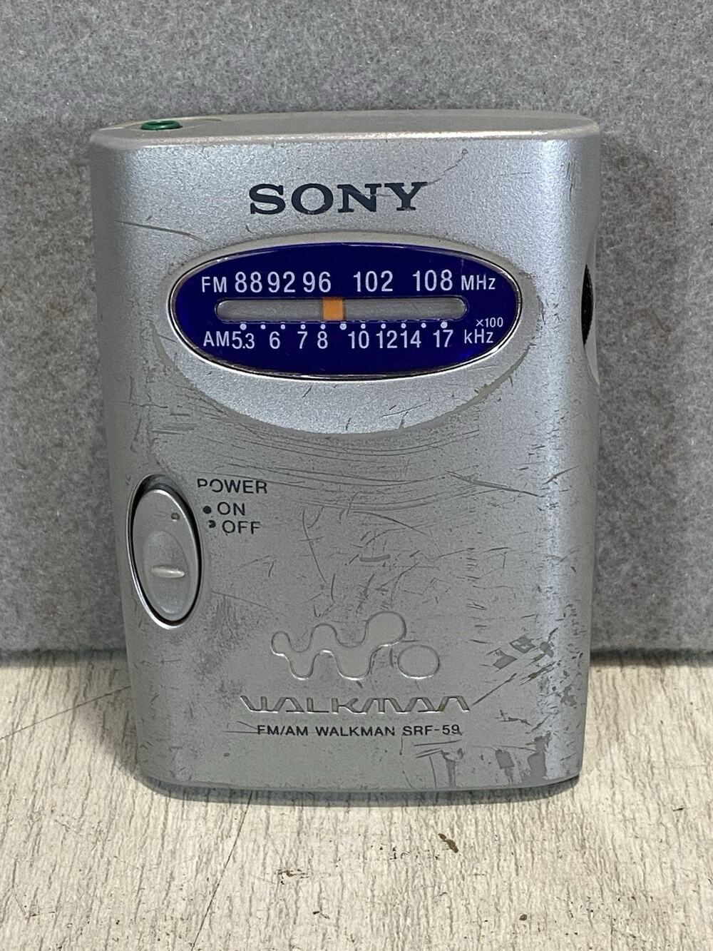 Sony Walkman FM/AM Pocket Radio SRF-59 Portable Receiver Silver Tested